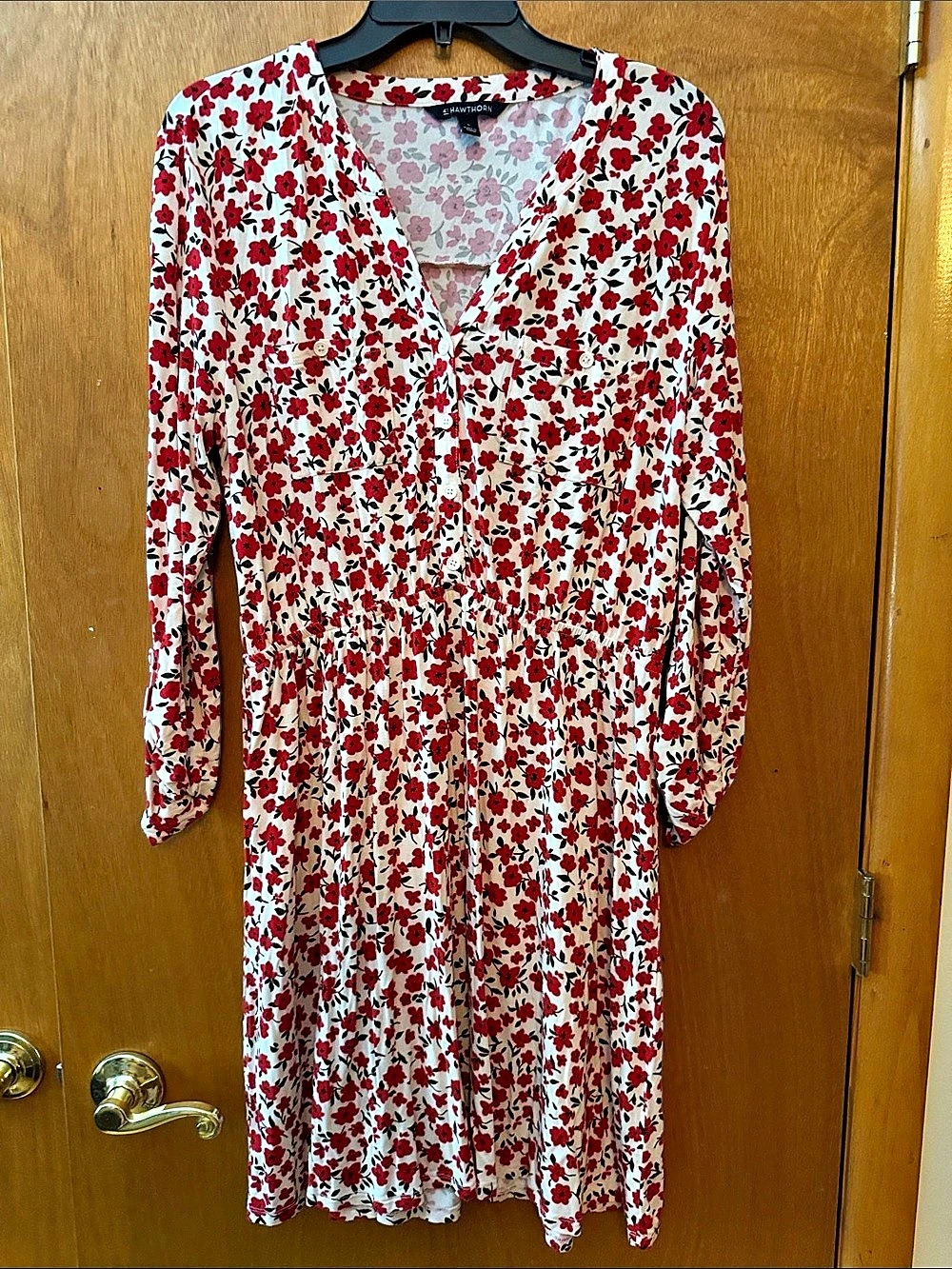 41 Hawthorn Floral Midi Dress in White & Red Size Large
